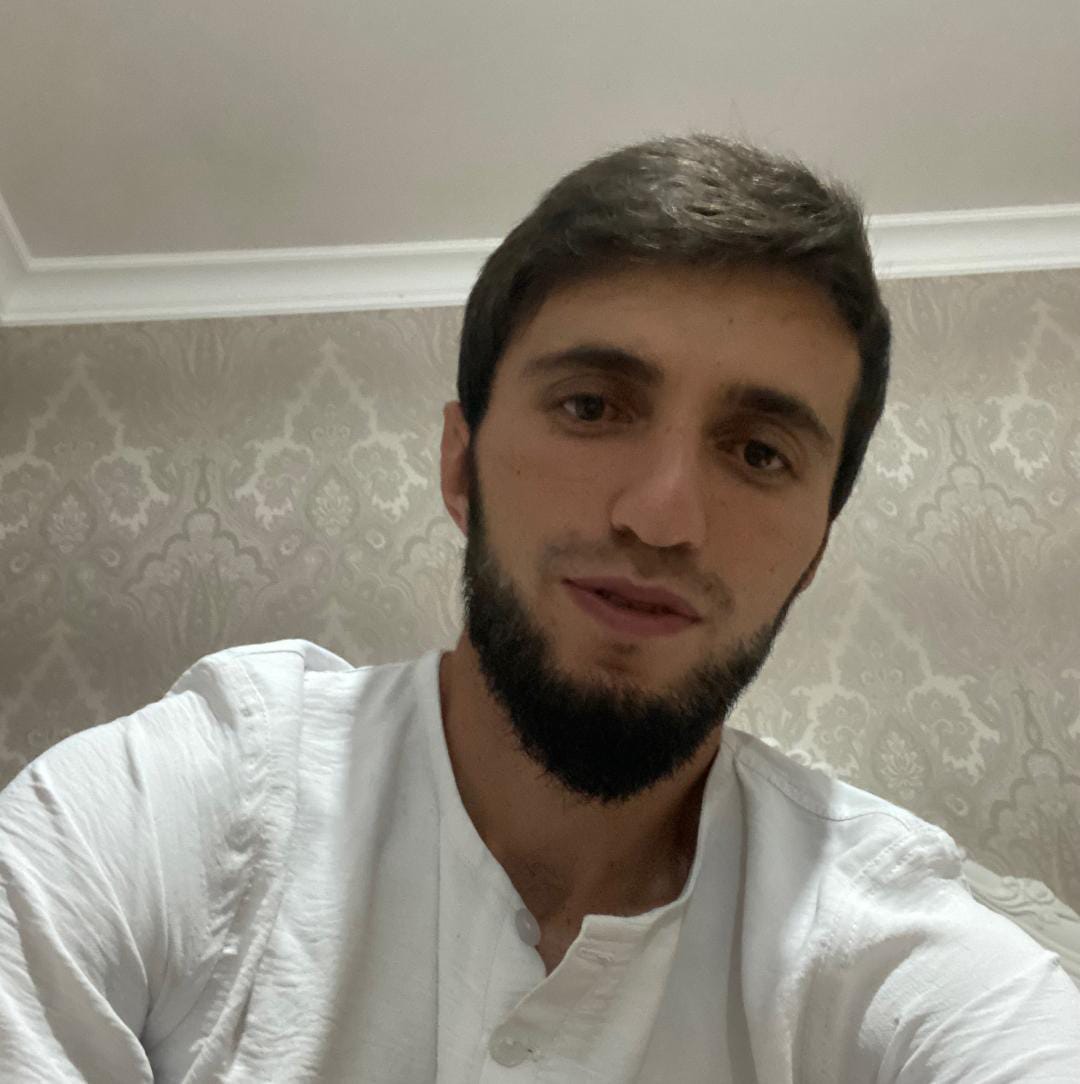 Магомедов Магомед Ахмедович.